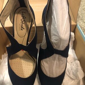 Life Stride Women's Black Heels